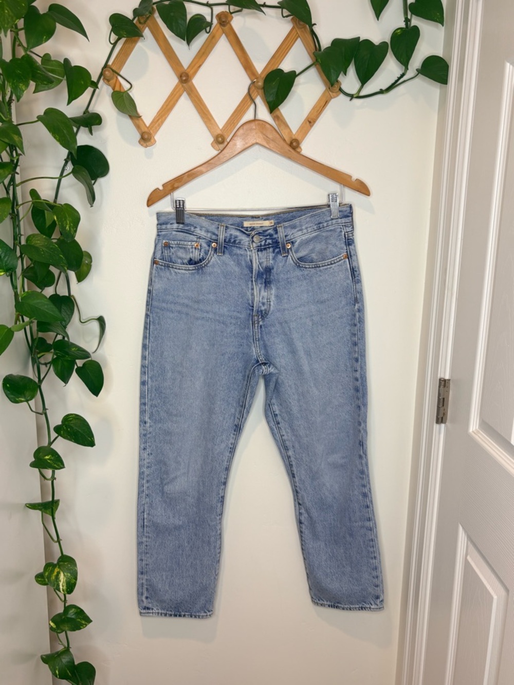 Levi's Women's Wedgie Straight Leg Jeans 34964-0071